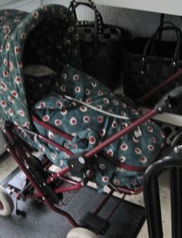Teutonia Retro Baby Kinderwagen viel Zubehör zu verschenken - Uhingen
