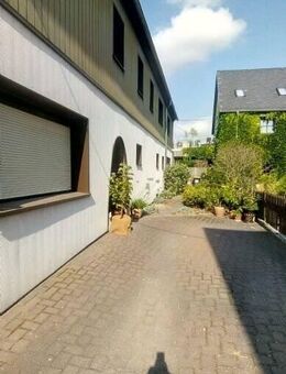 +++EINFAMILIENHAUS MIT EINLIEGERWOHNUNG+++GEPFLEGTER UND GROSSER GARTEN+++ - Geringswalde