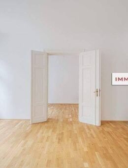 IMMOBERLIN.DE - Beliebte Lage! Sehr angenehme Altbauwohnung beim Bergmannkiez - Berlin