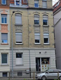 Provisionsfrei! Zwei Zimmer Wohnung in zentraler Lage in Bad Canstatt mit 4,4% Rendite - Stuttgart