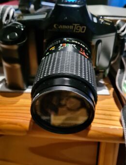 Canon T90 - Grafschaft