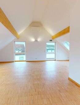 Ein echter Hingucker - neuwertige, renovierte Maisonettewohnung in Heusenstamm - Heusenstamm