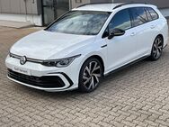 VW Golf, 2.0 TSI VIII Var R-Line, Jahr 2023 - Wesel