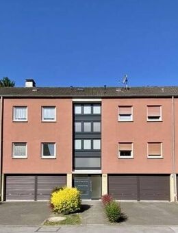 Schön geschnittene, großzügige und helle Wohnung mit großem Balkon und Tageslichtbad - Dortmund