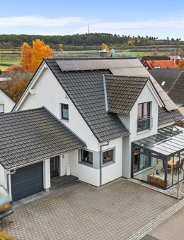 Modernes Familienidyll mit Sommergarten, Kamin & Top-Energieeffizienz A+ | in Egenhausen - Egenhausen