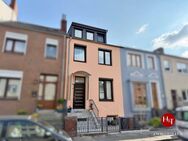 Geräumig und modernisiert - Reihenhaus mit Innenhof und Süd-Terrasse! - Bremen