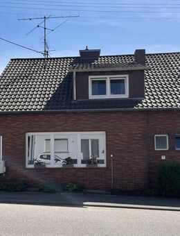 Zweifamilienhaus in Heusweiler- Dilsburg - Wohnen, Arbeiten & Vermieten - Heusweiler