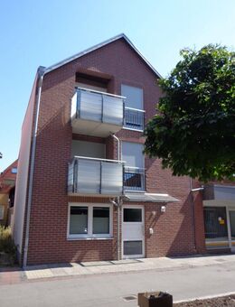 Neustadt-Kernstadt: Rarität! 3-Zimmer-Maisonette mit EBK u. 2 Balkonen - mitten in der City! - Neustadt (Rübenberge)