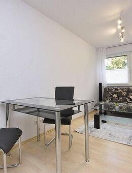 Schöne, voll möblierte Wohnung mit Stellplatz in Ditzingen - Ditzingen
