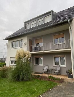 Gemütliche Dachgeschosswohnung in Badem! - Badem
