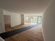 Vier Zimmer Wohnung mit Balkon im 2.Obergeschoss - Oberndorf (Neckar)