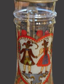 Bierkrug mit Zinndeckel , Hochzeitspaar im Herz , Dekoration mit roten Rosen , Höhe 25cm , K2 - Görlitz