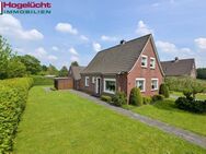 In herrlicher und direkter Waldrandlage! Ein solides Einfamilienhaus mit tollen Nebengebäude/gr. Garage und gr. Carpo... - Aurich