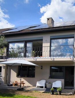 Toplage in Sontheim: 45m² 2-Zimmer-Einliegerwohnung mit 30?m² Terrasse, Stellplatz, Fußbodenheizung - Heilbronn
