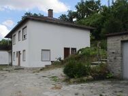 3 Zimmerwohnung mit Aussicht, Garten und Garage - Ochsenfurt