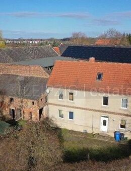 Charmantes, kernsan. EFH, ländlich im Grünen, mit viel Platz für die Familie, ca. 145m² + 40m² im DG - Bad Dürrenberg