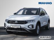 VW T-Roc, 1.0 TSI LIFE IQ DrivePack Digitalro Alu16Chester, Jahr 2023 - München