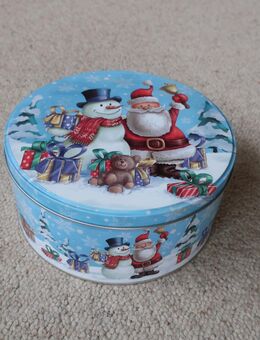 Blechdosen Weihnachtsdosen Gebäckdosen Blechteller Weihnachten bunt multicolor - Niddatal