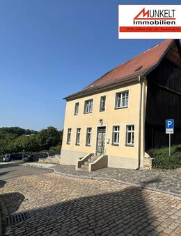 Stadthaus im Zentrum von Zeitz - modernisierungsbedürftige Immobilie mit Entwicklungspotenzial - Zeitz
