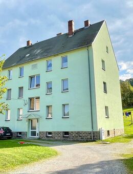 MFH saniert (6 WE vollvermietet) mit Garagen und Gartengrundstück in Grünhainichen OT Borstendorf - Grünhainichen