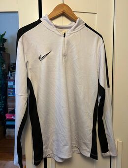 Nike Trainings Jacke - Gelsenkirchen Bulmke-Hüllen