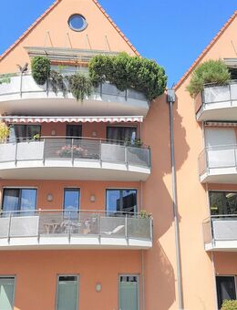 Moderne Maisonette-Wohnung mit Einbauküche, Aufzug und Tiefgaragenstellplatz direkt im Zentrum in 92318 Neumarkt - Neumarkt (Oberpfalz)