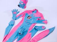 Petplay Puppy Latex Gummi Anzug Größe M - Pink & Blau zu verkaufen - Ulm