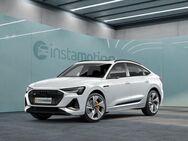 Audi e-tron, Sportback 55 quattro S-Line black, Jahr 2022 - München