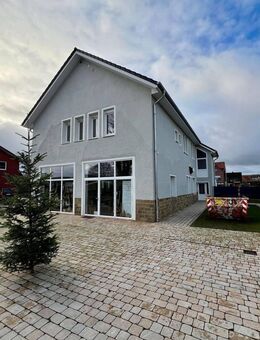 Geräumige Neubau 3-Zimmer-Wohnung mit moderner Ausstattung in Alfhausen - Alfhausen
