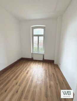 Neu sanierte Altbau-Wohnung 6 Zimmer in Schöningen - 1 Obergeschoss - Schöningen