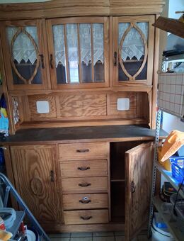 Alter Küchenschrank - Homburg