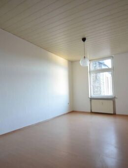 Helle, großzügige Wohnung für 3er WG sofort frei - Mannheim