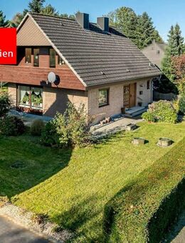 Einfamilienhaus mit Vollkeller und Garage in ruhiger Wohnlage von Hohenfelde - Hohenfelde (Landkreis Steinburg)