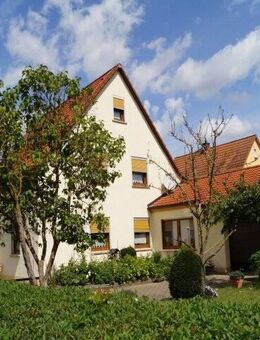 1-2 Familienhaus in BAD STAFFELSTEIN-OT mit Nießbrauch als nachhaltige Geldanlage und für die spätere Eigennutzung - Bad Staffelstein