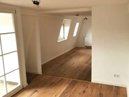 Charmante 2,5-Zimmer-Maisonette-Wohnung - Zentral gelegen, mit Balkon und hochwertiger Sanierung - Lauffen (Neckar)