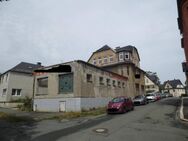 Objekt-Nr.: 0725 - Imposantes WGH mit Anbau "ehemaliges Gästehaus Erbprinz" wartet auf Sanierung in Hirschberg - Hirschberg (Thüringen)