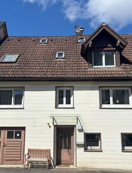 Start ins Eigenheim - Gemütliches Zuhause mit Gärtle, Garage, 2 KFZ-Stellplätze - Heidenheim (Brenz)