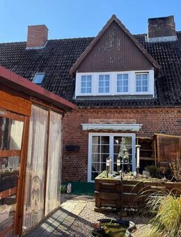 Charme, Stil & Geschichte - renoviertes Denkmalobjekt zur Miete in Toplage - Brunsbüttel