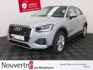 Audi Q2, 30 TFSI advanced Smartphone-Interface, Jahr 2023 - Solingen (Klingenstadt)