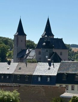 Stopp: Familienwohnung! 4-Zimmer! Balkon! Fahrstuhl! - Rochlitz