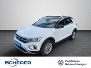 VW T-Roc, 1.5 TSI Style, Jahr 2024 - Saarbrücken