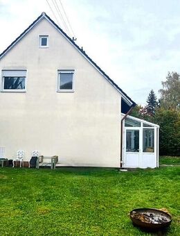 Charmantes Wohnhaus mit großem Potenzial und sonnigem Grundstück in Langerringen - Langerringen