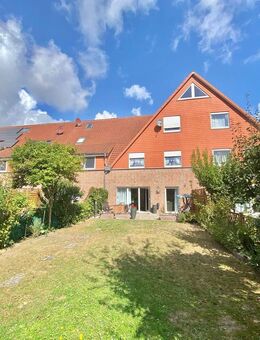 Geräumiges Reihenhaus + Ausbaureserve mit idyllischem Garten in Seelze/Lathwehren - Seelze