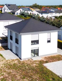Neubautraum! Exklusives Einfamilienhaus mit modernem Toskana-Flair - Kirchenthumbach