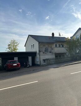 Mehrfamilienhaus mit Anbaupotenzial - Stuttgart