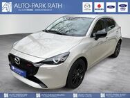 Mazda 2, 1.5 L 2023 5HB e G 90ps 6MT FWD HOMURA, Jahr 2023 - Düsseldorf