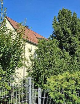 Sehr gepflegte, regelmäßig modernisierte und renovierte Doppelhaushälfte in sehr guter Lage - Amberg