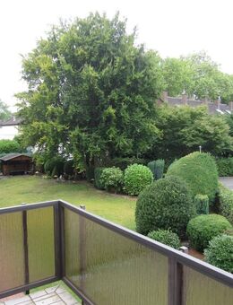 44227 DORTMUND, HELLE, FREIGEZOGENE, REN/SAN.-BEDÜRFTIGE ETAGENWOHNUNG MIT BALKON UND GARTENANTEIL, ZU VERKAUFEN ! - Dortmund