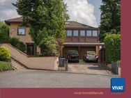 Generationenhaus mit großem Wintergarten, Außenpool, Doppelgarage & -carport, Top-Aussicht! - Grävenwiesbach