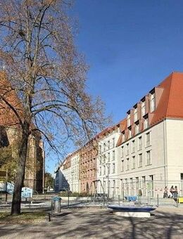 Der Traum "anders Wohnen als Andere" hat seinen Preis ..., ABER es lohnt sich ! Wohlfühoase im Dachnest mit sonniger... - Frankfurt (Oder)